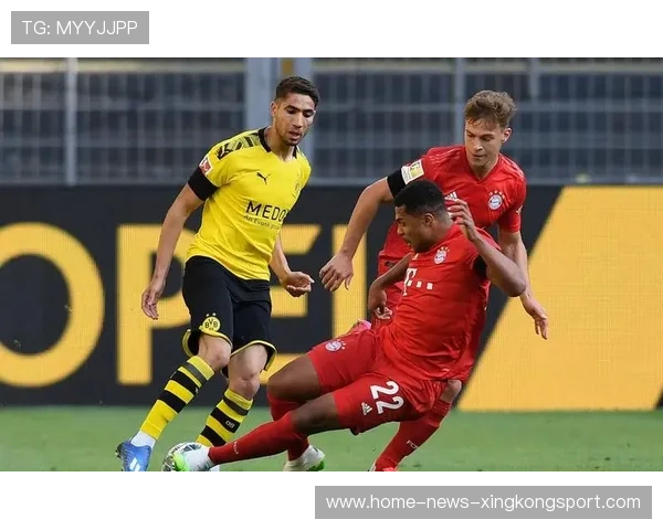 拜仁通过边锋强突逐渐扩大优势：速度与空间的艺术